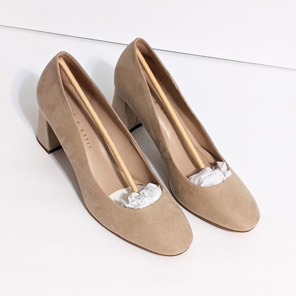 NWT Kelly & Katie Light Taupe Microsuede Pumps, Chunky Heels, Rounded, 7.5 - Picture 3 of 8